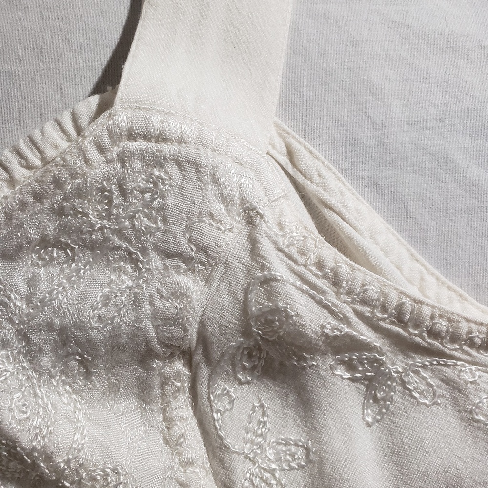 *Braja* Cream tank top with tie back, free size - Picture 5 of 8